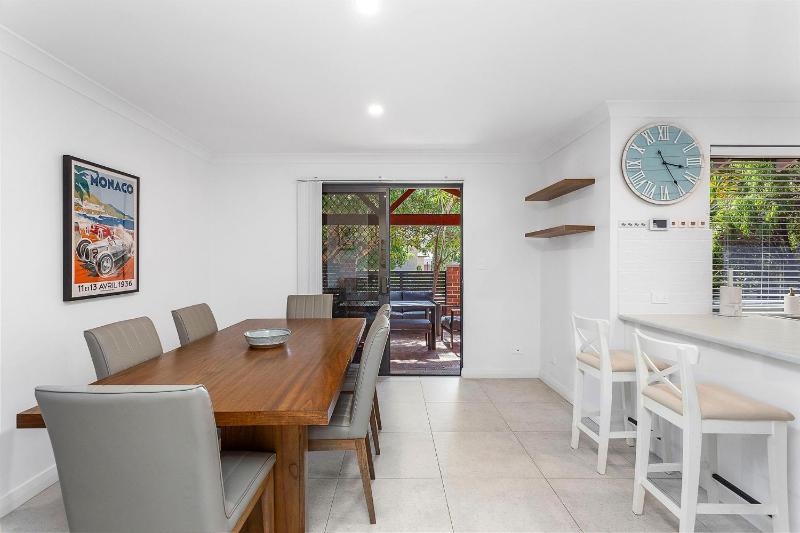 Scarborough Retreat -3BRM 5mins to the beach - image 5