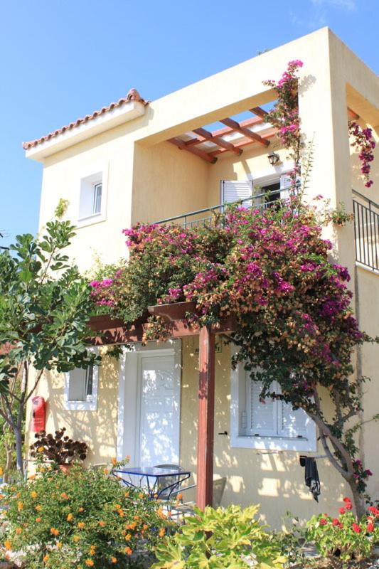 Maria's Garden Apartments - image 25