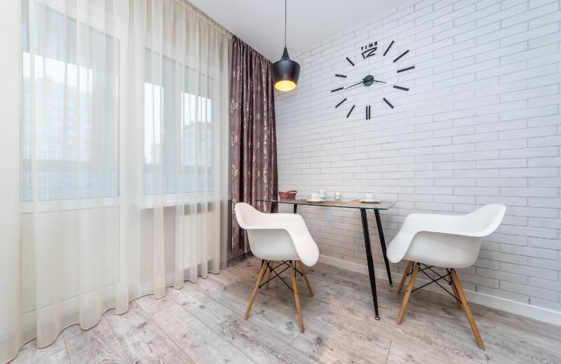 Позняки Сучасна квартира Люкс Гмирі 20 генератор - image 6