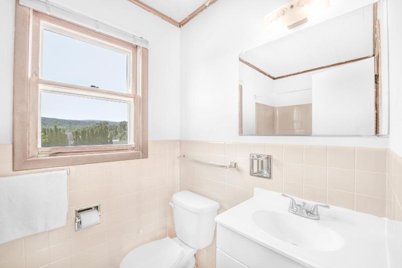 Double Room with Two Double Beds - Non-Smoking image 3