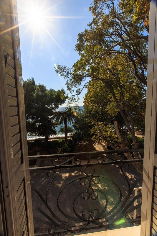 Two-Bedroom Apartment with Sea View image 2
