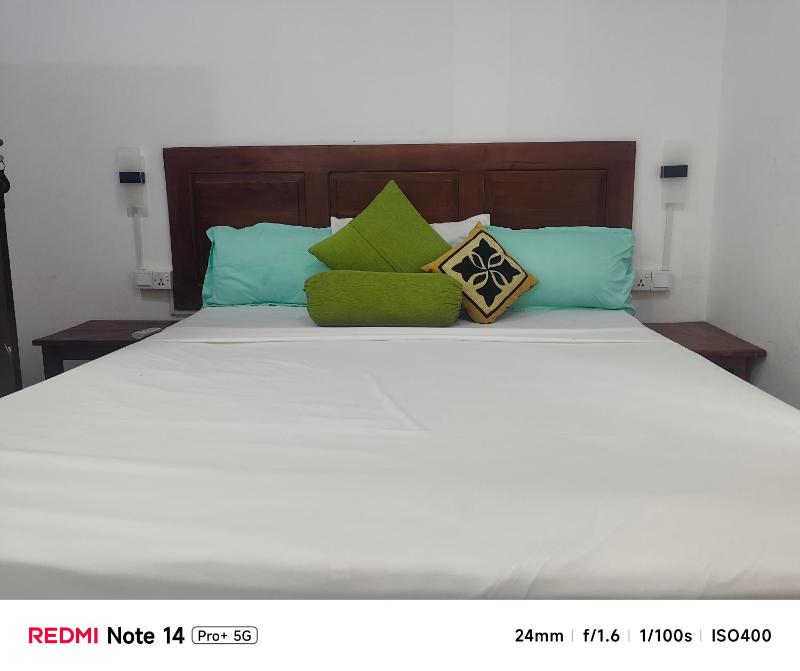White Villa Hotel - image 38