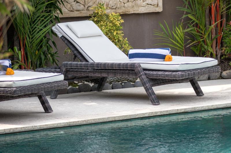 Joglo-Style 3 Bedroom Villa in Heart Of Seminyak - image 21