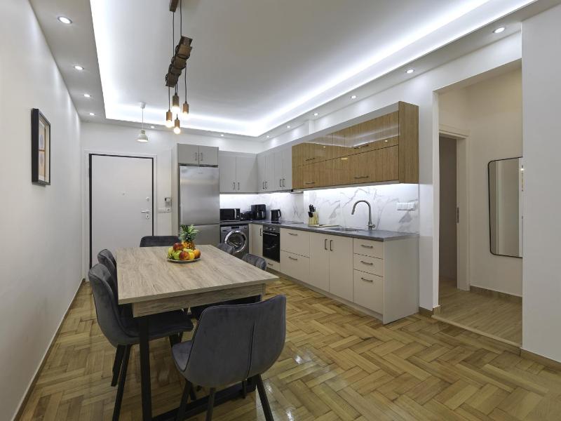 Modern Comfort in Kipseli - image 16