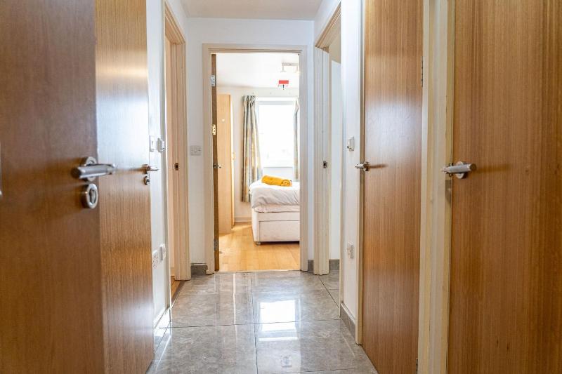 Victorious Apartments - 2 Bedroom - image 18