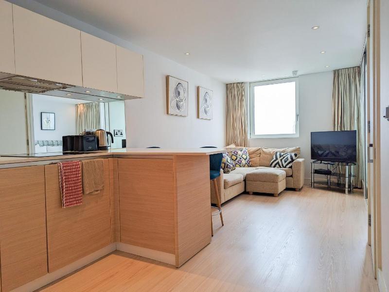 Victorious Apartment - 1 Bedroom - image 3