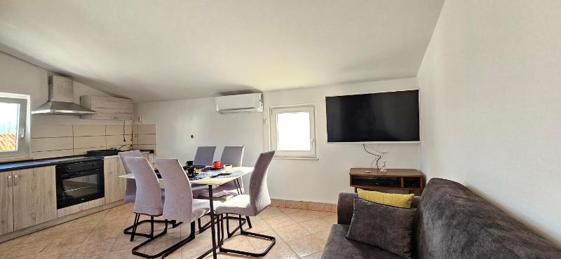 Apartments Makic - image 22