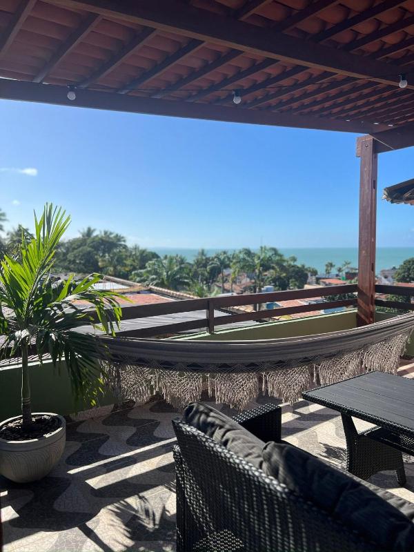 Stay in Style: Central Pipa Townhouse with Ocean View - image 42