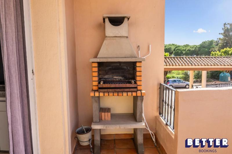 3BR Pool and Views By Better Bookings - image 3