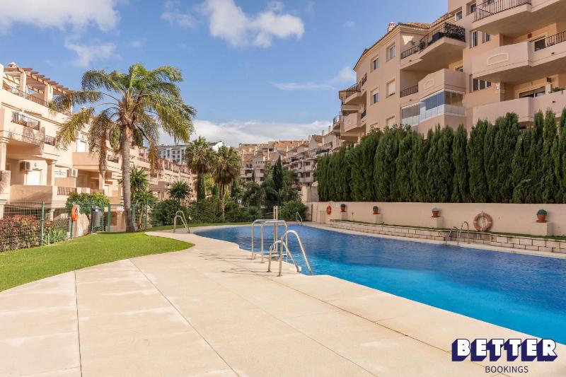 3BR Pool and Views By Better Bookings - image 6