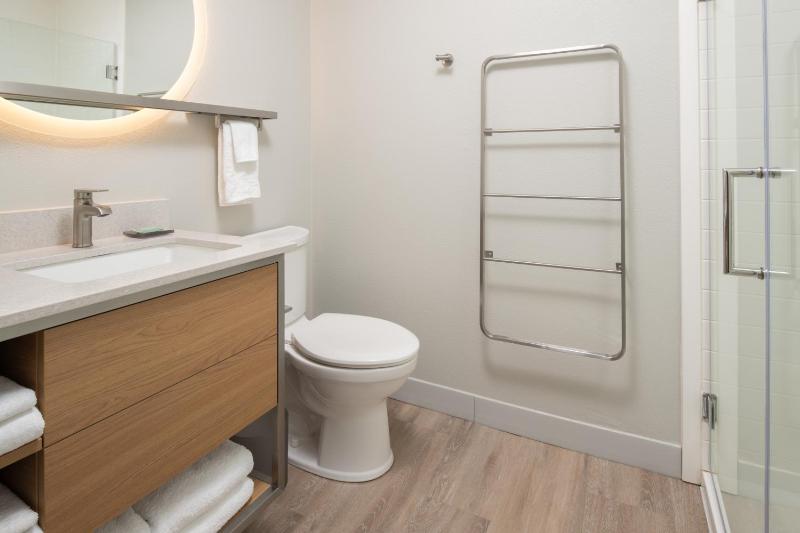 TownePlace Suites by Marriott Portland Airport - image 32