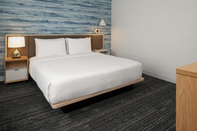 TownePlace Suites by Marriott Portland Airport - image 6