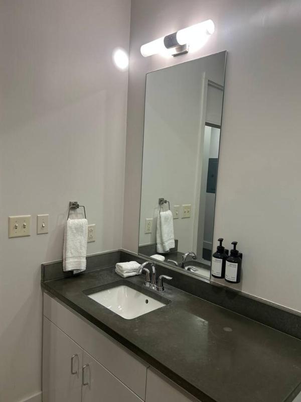 Ther Gregory Suite 101 ADA - image 2
