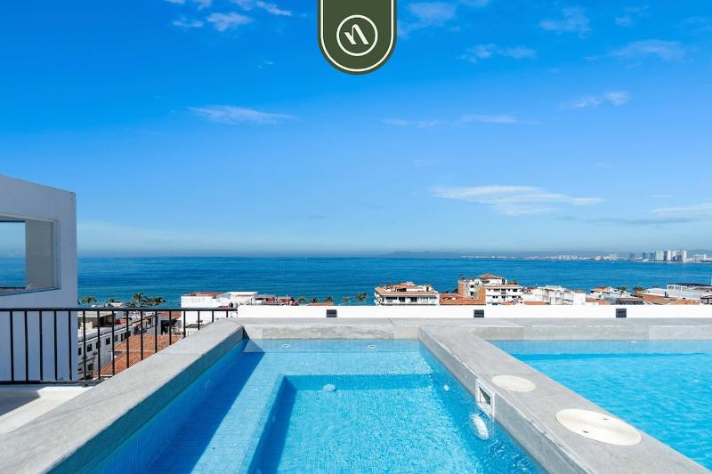 Casa Galeana 404 | 1BR Centro PV near beach nightlife - image 15