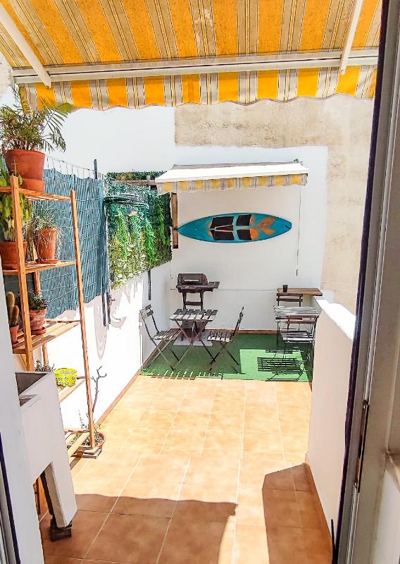 Surf Vibe Guest House - image 1