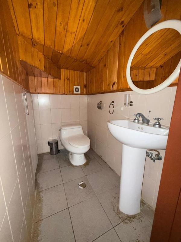Valentines Escape Private Jacuzzi and Sauna - image 11