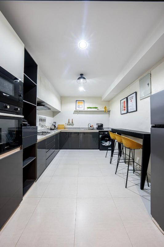 Smart Serviced 2-Bedroom Apartment Lekki - image 9
