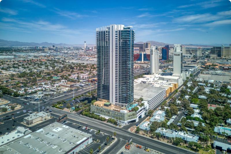 Palms Place - image 10