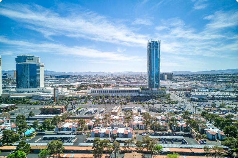 Palms Place - image 3