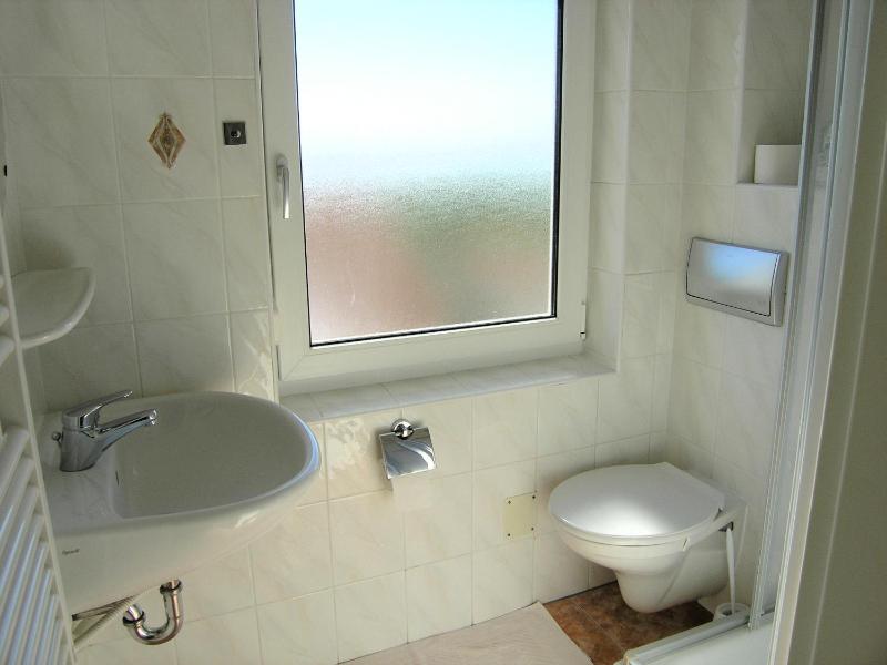 One-Bedroom Apartment with Balcony image 4