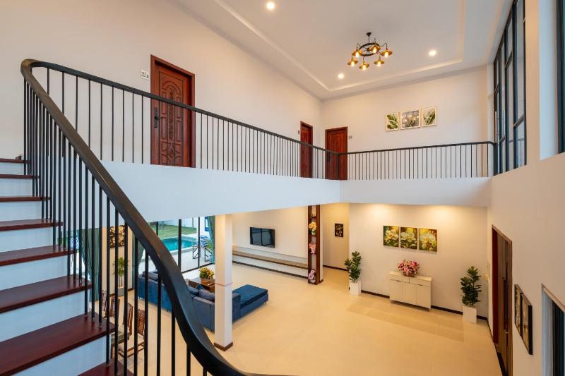 Blanc Smith Private Villa - image 9