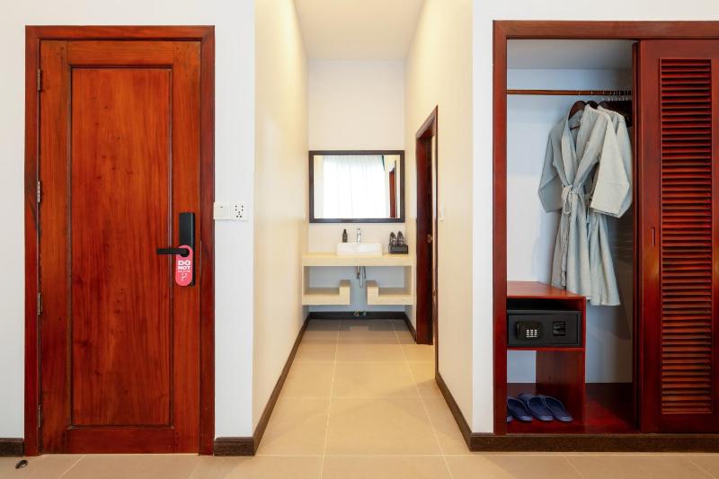 Blanc Smith Private Villa - image 4