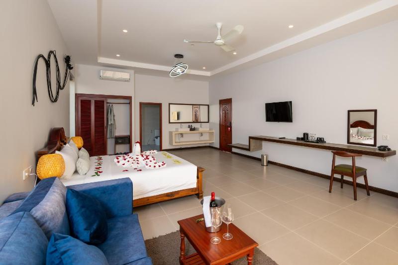 Blanc Smith Private Villa - image 14