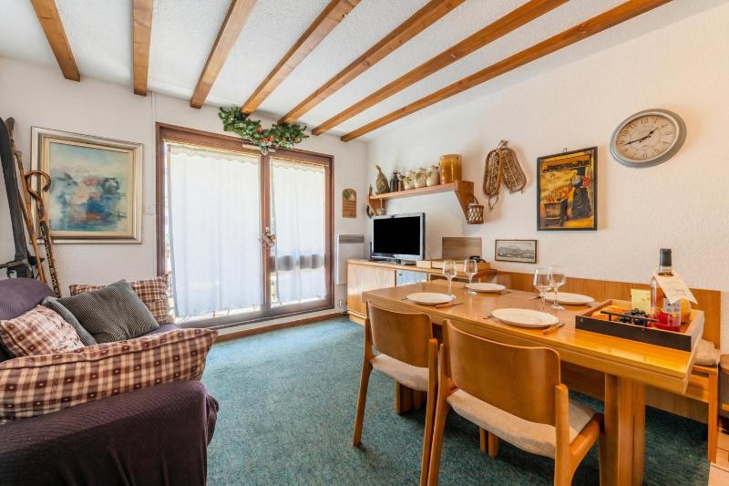 Apt Des Lacs Near Lac des Gaillands Balcony & Views - Happy Rentals - image 10