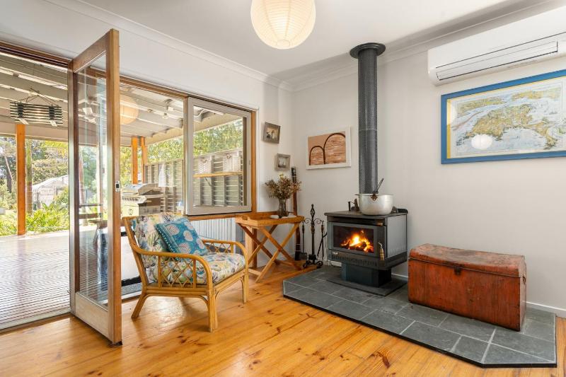 Pet Friendly Island Garden Retreat in Cowes - image 18