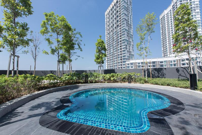 BeCentral at I City by My Trip & My Stay - image 16