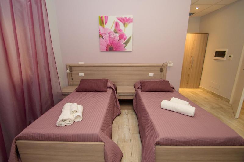 ORCHIDEA HOUSE FIUMICINO one - image 13