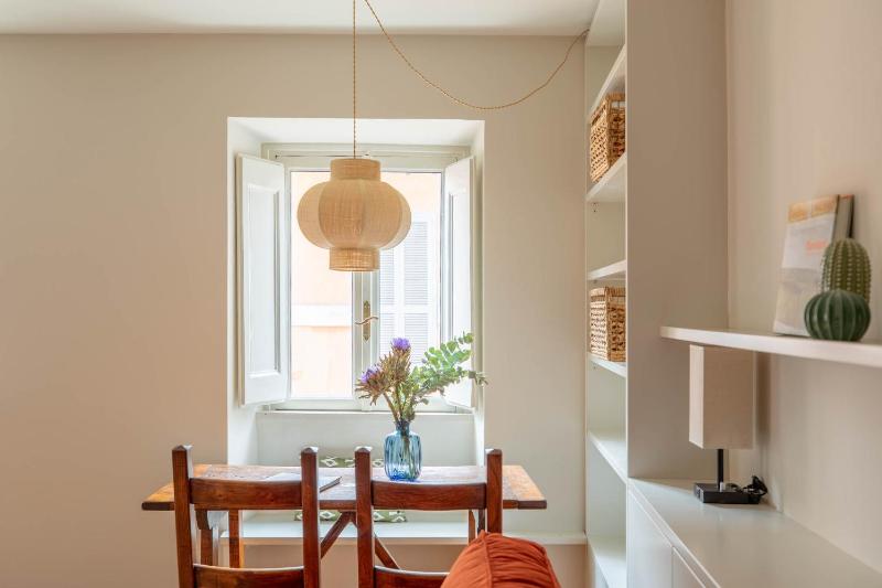 iFlat Campo de' Fiori Lovely Apartment - image 7