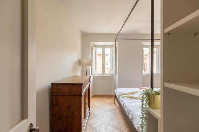 iFlat Campo de' Fiori Lovely Apartment - image 14