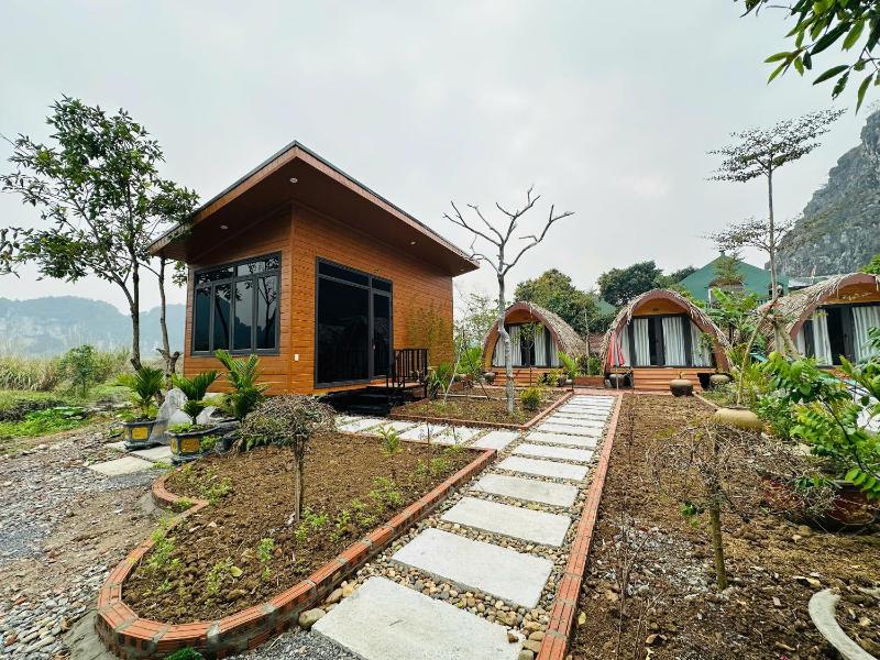 Bình An Mountain Side Bungalow - image 35