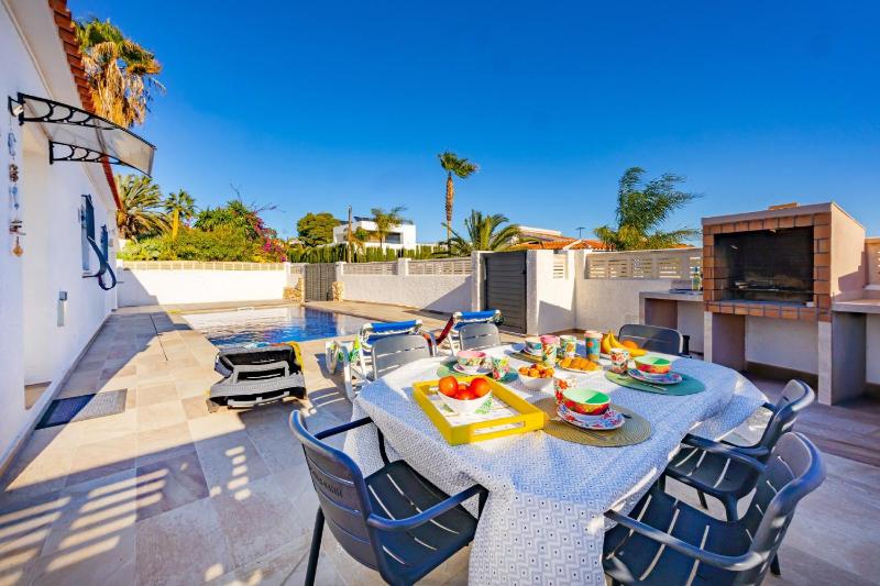Villa Kuki - PlusHolidays - image 10