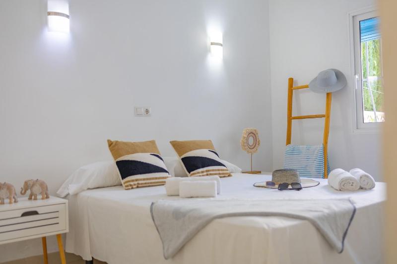 Villa Kuki - PlusHolidays - image 9