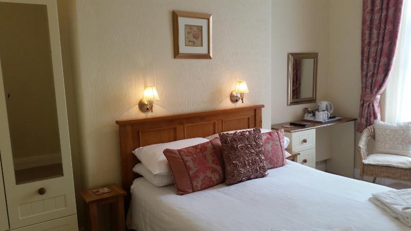 Double Room - Ground Floor image 4