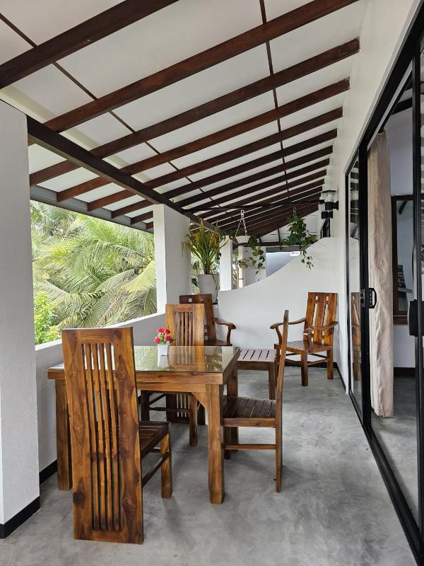 Hikkaduwa City Penthouse - image 8