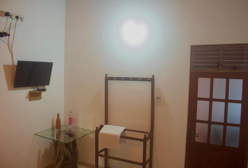 Sangria Grand Hotel -pvt Ltd middeniya - image 12