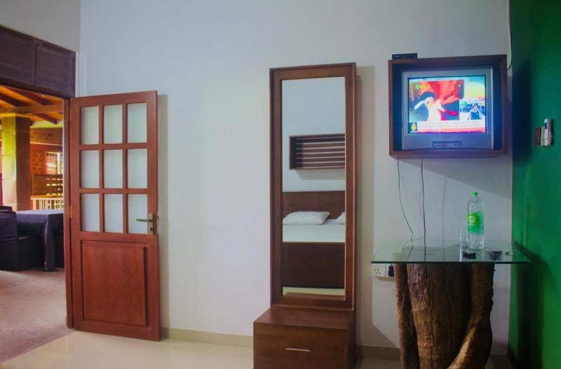 Sangria Grand Hotel -pvt Ltd middeniya - image 21