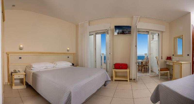 Hotel Zeus - image 47