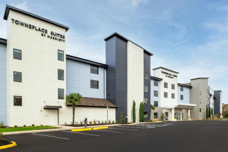 TownePlace Suites by Marriott Portland Airport - image 25