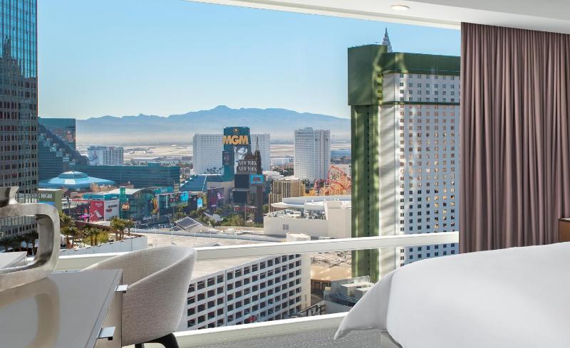 ARIA Resort & Casino - image 2