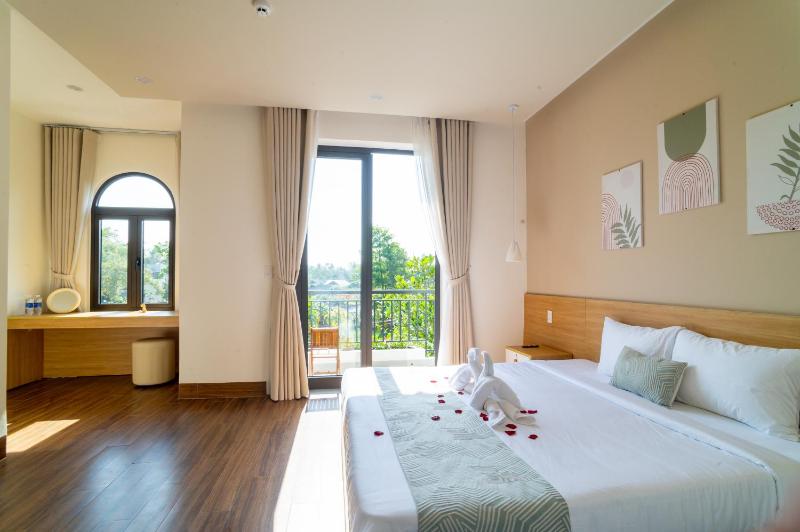 Villa Layna's home - image 1