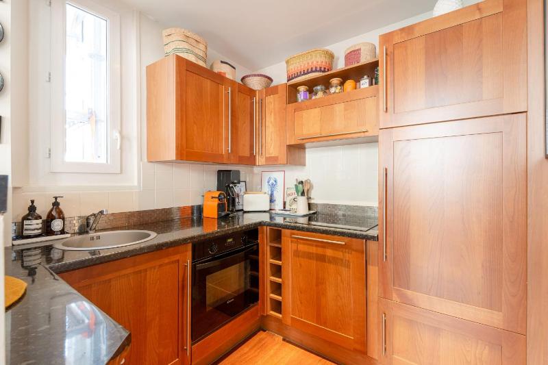VIRGILE KEYWEEK Family apartment in the heart of Biarritz - image 9