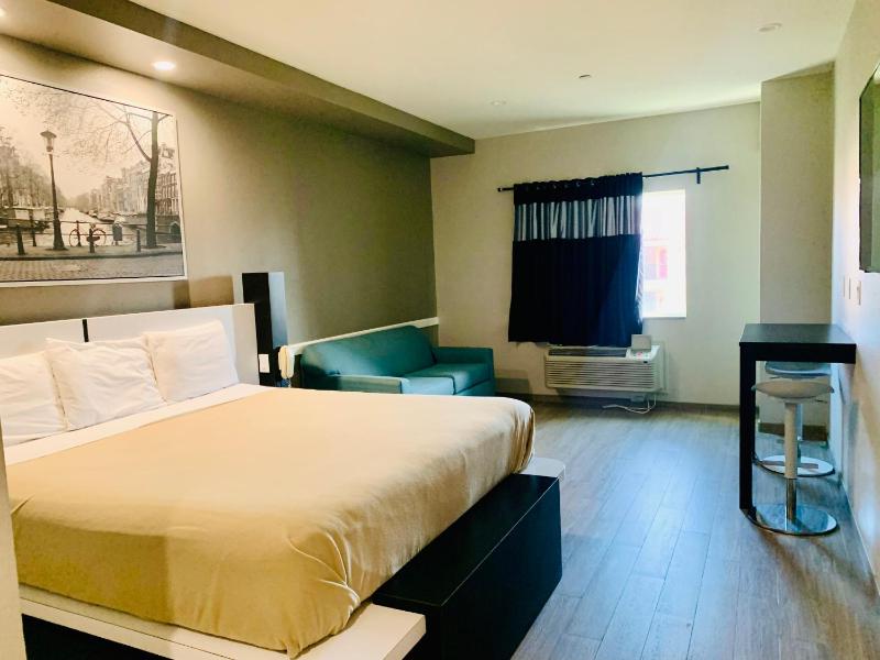 Crystal Inn - image 7