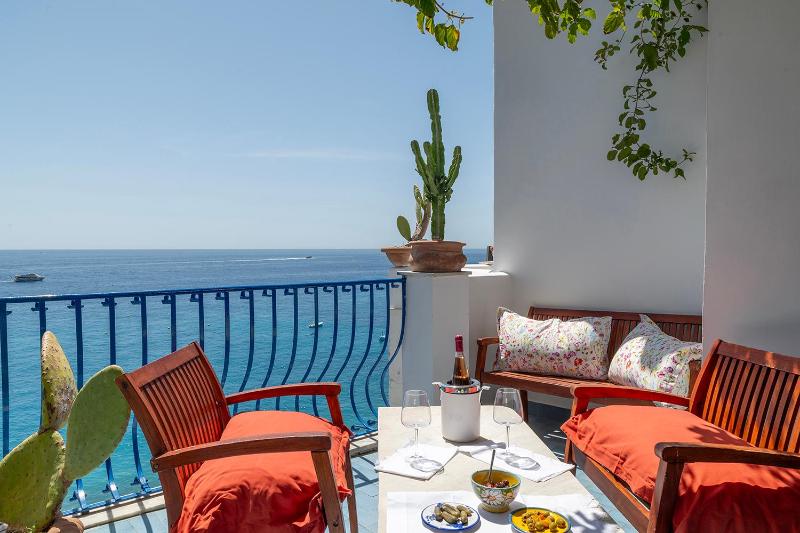 La Dolce Vita a Positano boutique hotel - image 29