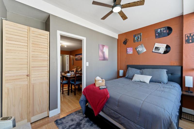 Downtown Atlanta 3BR Condo Pool Access Near Stadium & Arena - image 12