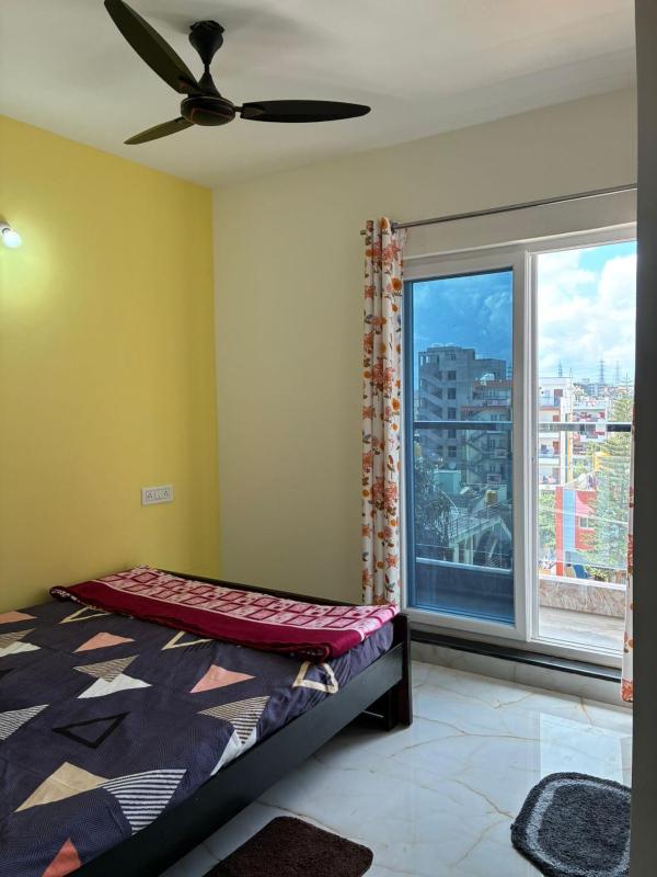 2BHK Fully Furnished Flat - image 6