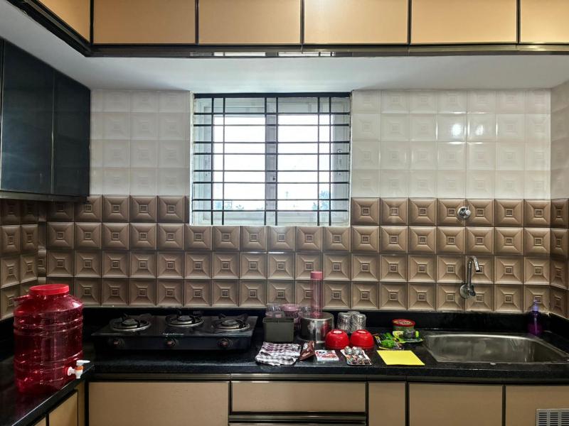 2BHK Fully Furnished Flat - image 7